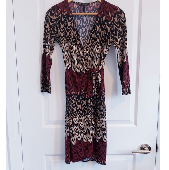BCBG Long-Sleeve Wrap Dress - Size XXS - Picture 6 of 10